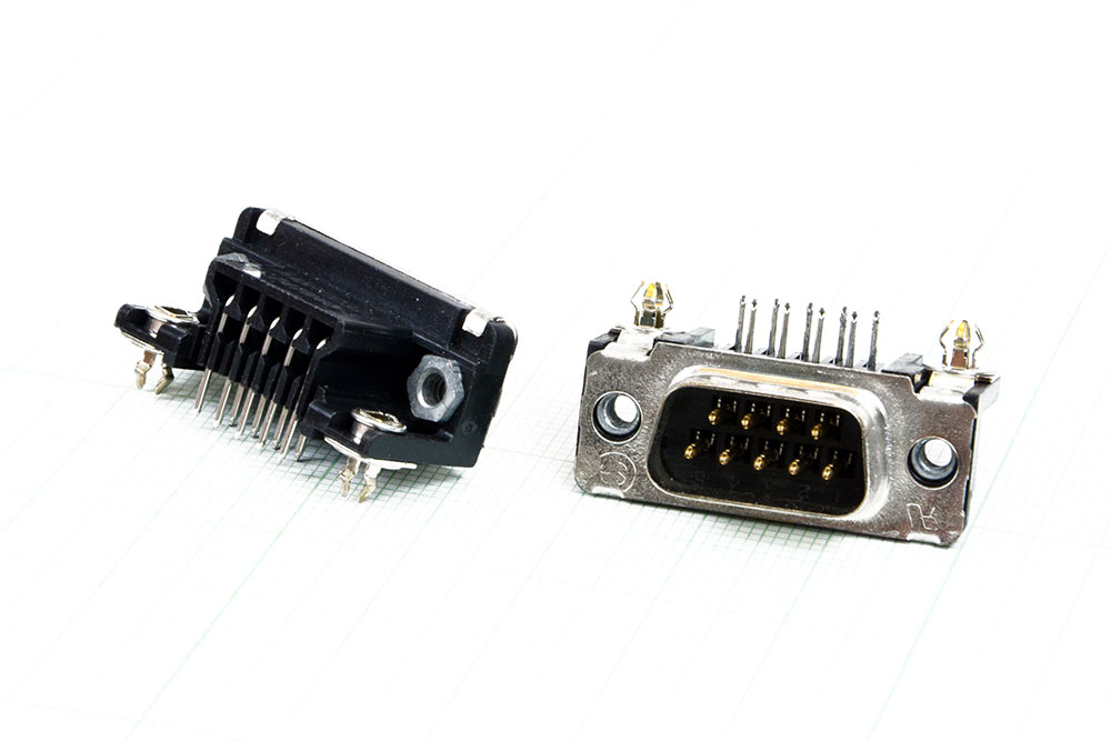 https://app.mtielec.com/uploads/images/product/0000861_-d9pin-amp0037-male-ra-amp-usa.jpeg