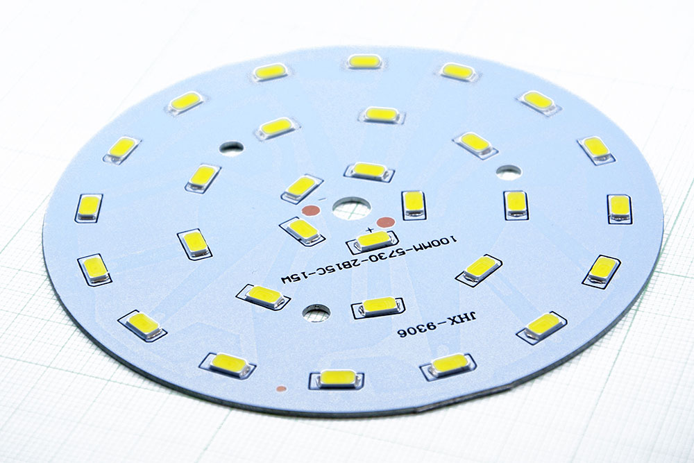 https://app.mtielec.com/uploads/images/product/0002482_-led-pcb-5730-15w-100mil-white-cool.jpeg